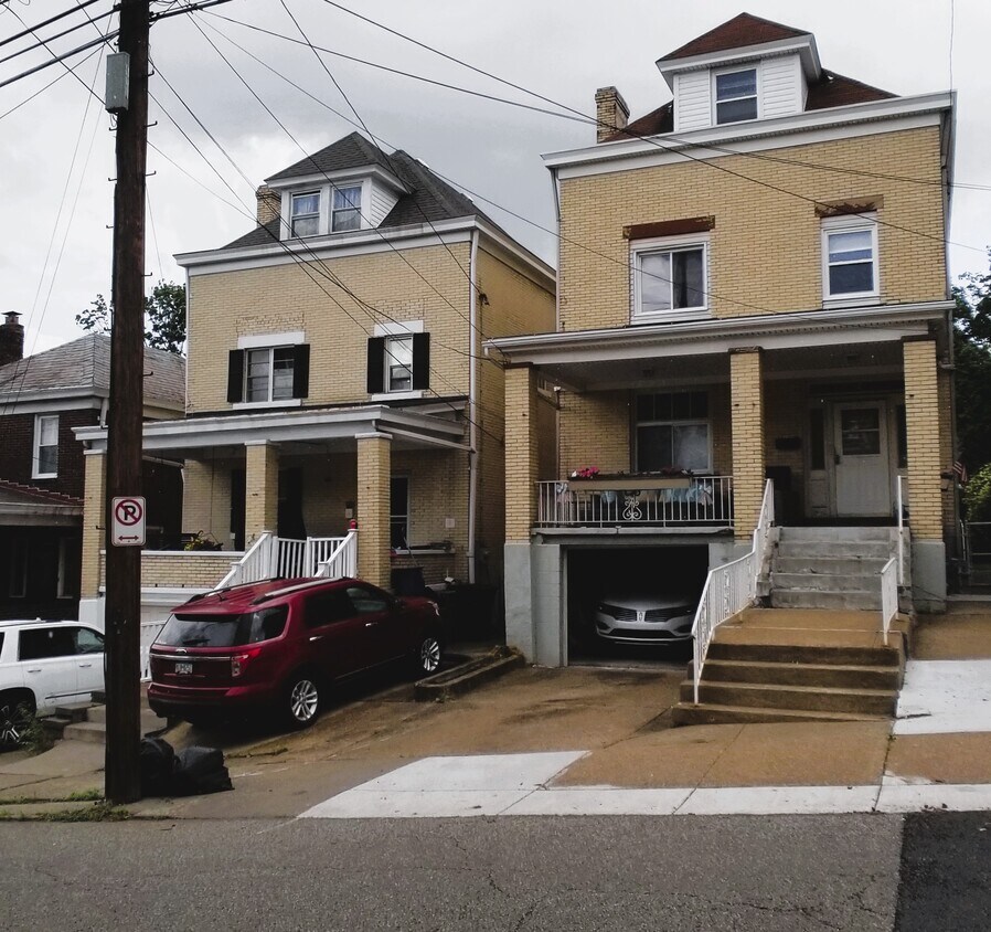 Primary Photo - 1329 Beechview Ave