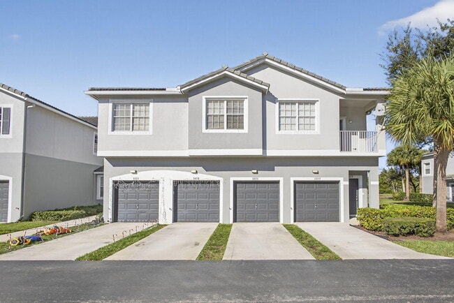 Foto del edificio - 3055 Grandiflora Dr