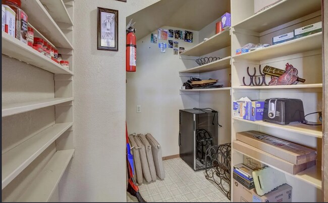 Foto del edificio - Bright 2-Bed/2-Bath Auburn Home with Sutter Buttes Views