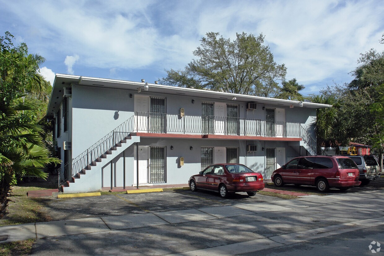 Building Photo - The Hospital Inn