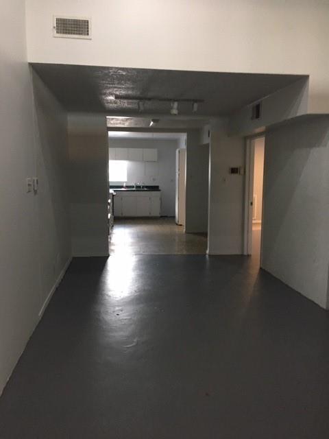 Foto del edificio - 6102 Schuler St