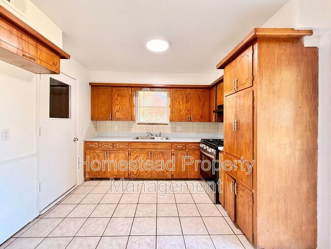 Foto del edificio - 433 NW 84th St