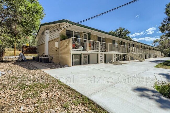 Building Photo - 2580 S Valley Hwy