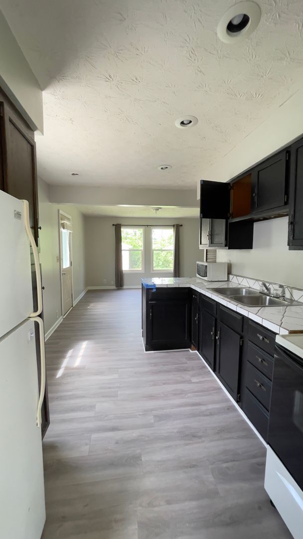 Foto del edificio - Lafayette...2 Bedroom 1 Bath House