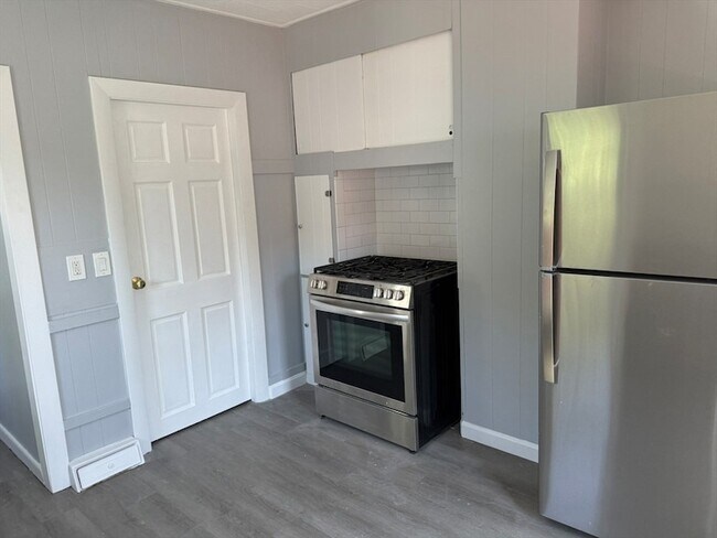Foto del edificio - 410-412-412 Court St