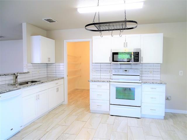Foto del edificio - 2809 Briargrove Ln