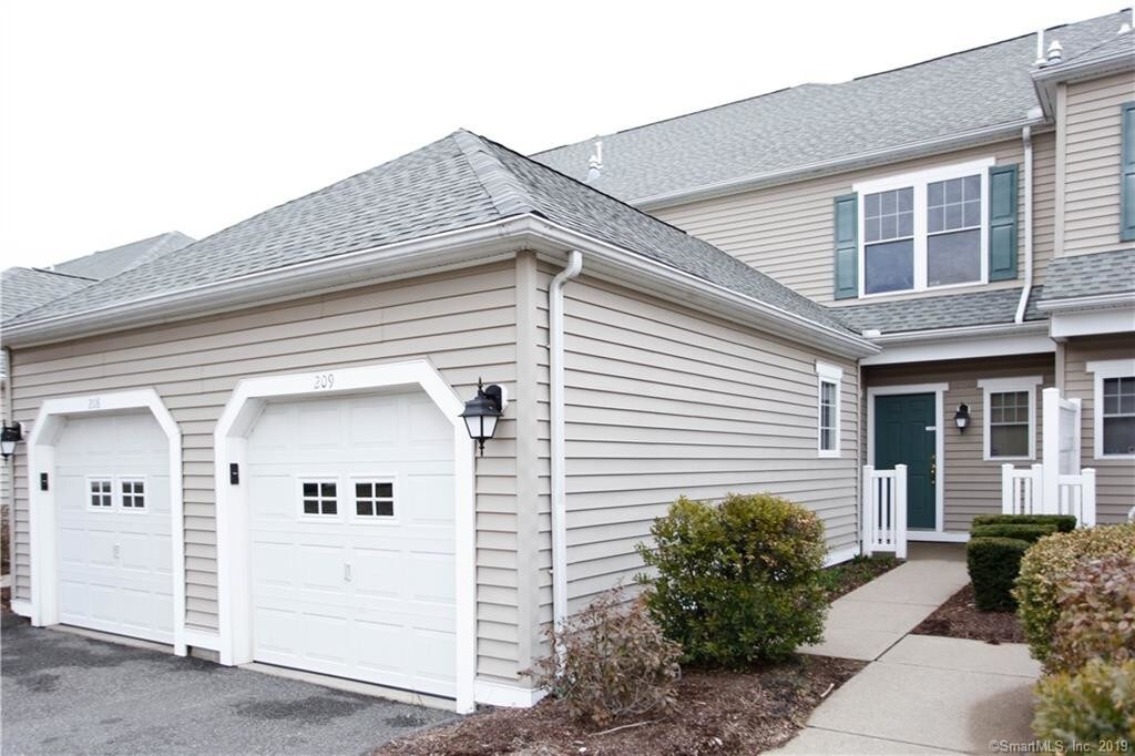 39 Ives St Unit 209, Hamden, CT 06518 Condo for Rent in Hamden, CT