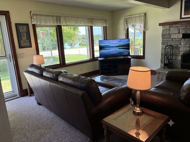 Foto del edificio - 7285 W Glenmere Rd