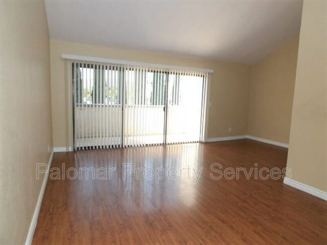 Building Photo - 2135 E Valley Pkwy
