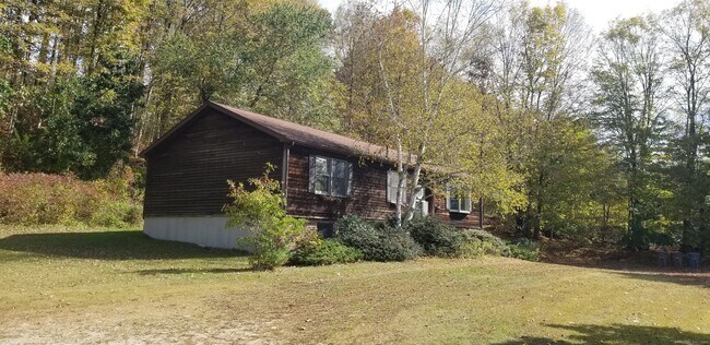 Foto del edificio - 155 Flanders Rd