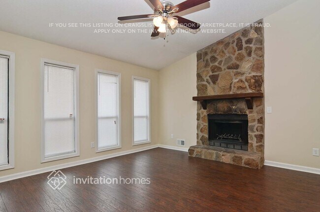 Building Photo - 6712 Songwood Dr