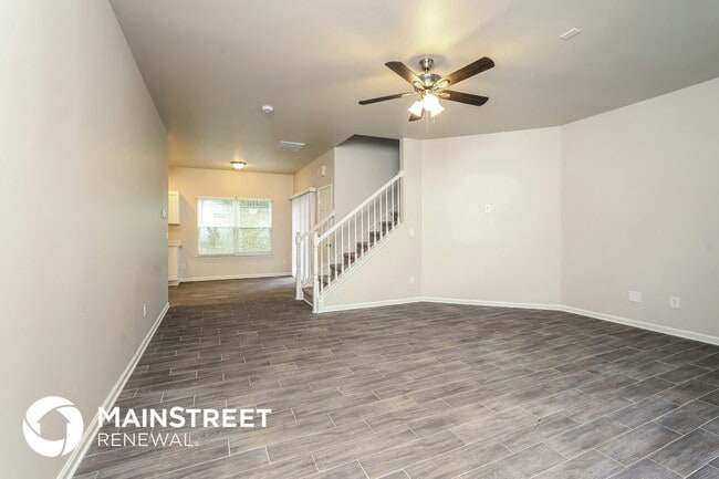 Building Photo - 3717 Whitworth Dr