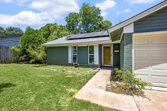 Foto del edificio - 5700 Garden Oaks Dr