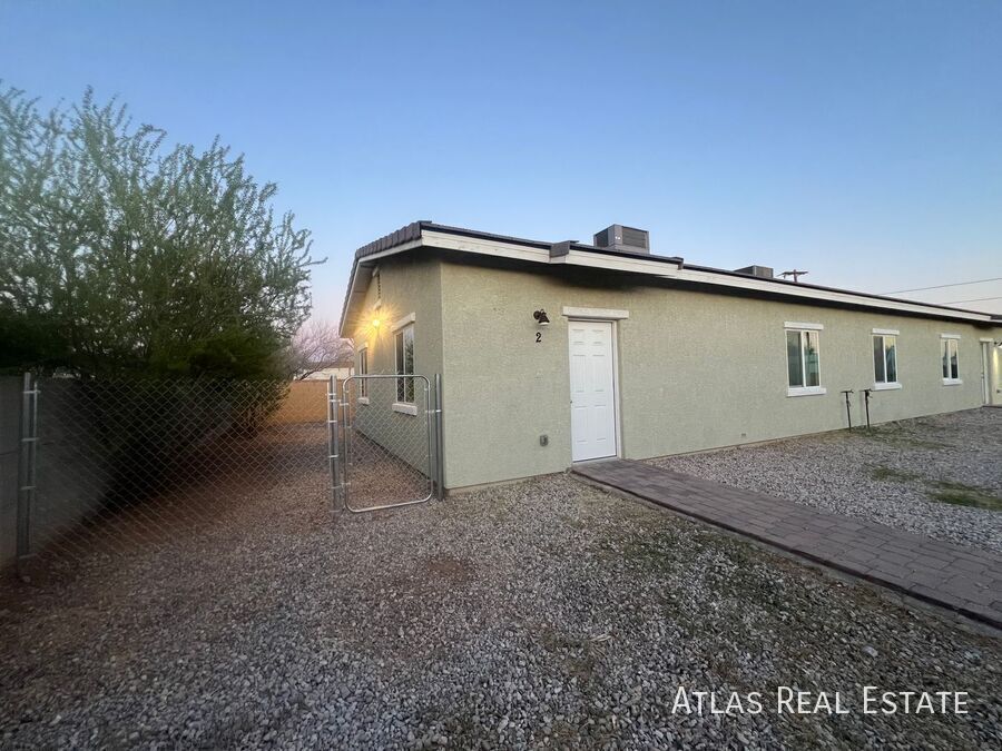 Foto principal - 55 E Mojave Rd