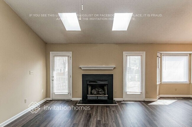 Building Photo - 1108 Clifford Dr