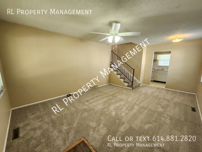Building Photo - Cozy 2 Bedroom 1 Bathroom duplex in Holly ...