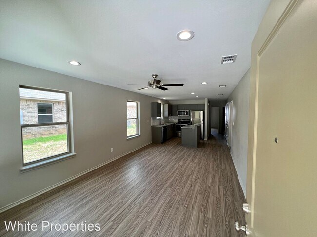 Building Photo - 2 br, 2 bath House - 111 Jasmin Ln.