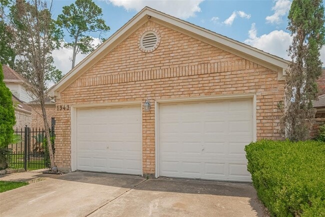 Building Photo - 1943 Mosa Creek Ct