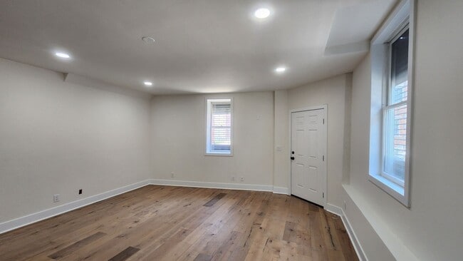 Photo - Beautiful Unit in  unit in a good location in south Philly Apartment