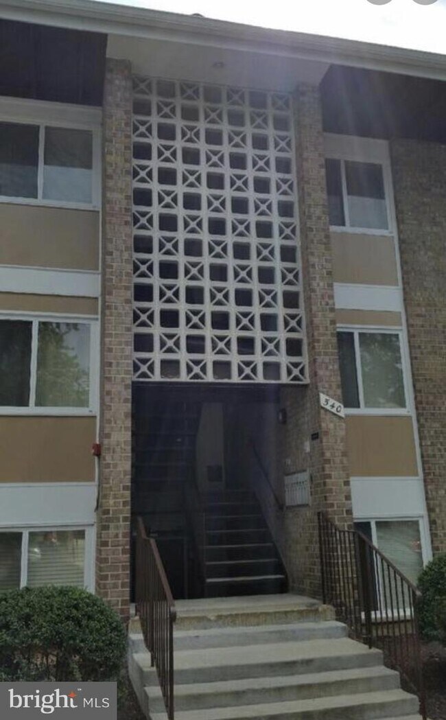 Building Photo - 540 Wilson Bridge Dr