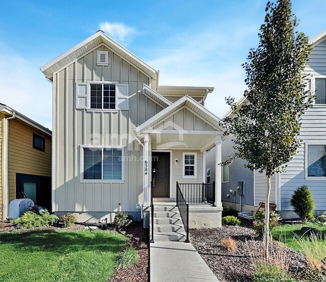 Building Photo - 6584 Old Forest Dr