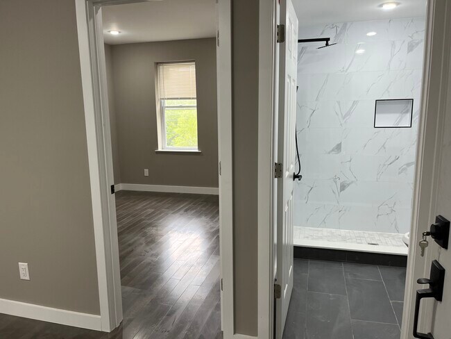 Foto principal - 1235 S 47th St