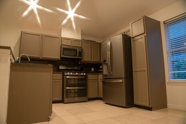 Foto del edificio - 16314 Bettong Ct