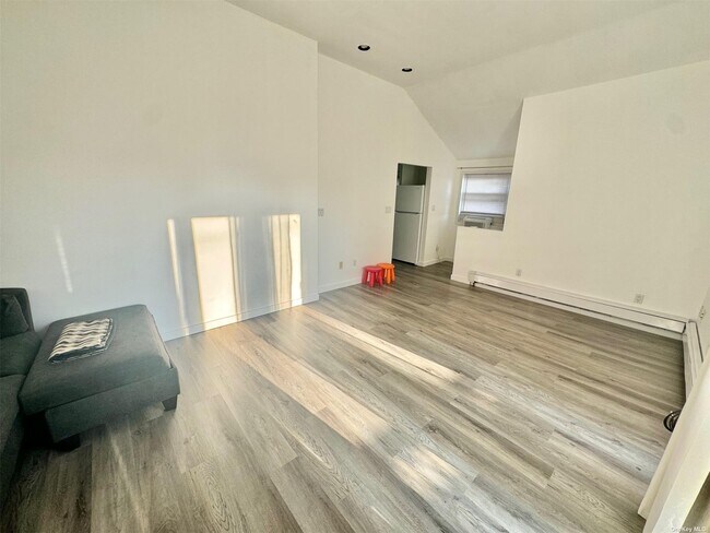 Foto del edificio - 70-15 165th St