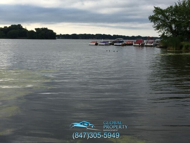 Building Photo - 26179 Riverview Dr