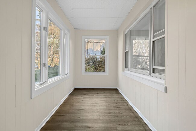 Foto del edificio - 3 bedroom, 2 bath home in New Cumberland Boro