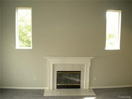 Building Photo - 846 Doral Dr