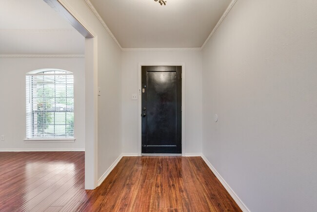 Foto del edificio - 923 S Greenstone Ln