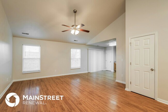 Foto del edificio - 534 Matterhorn Dr