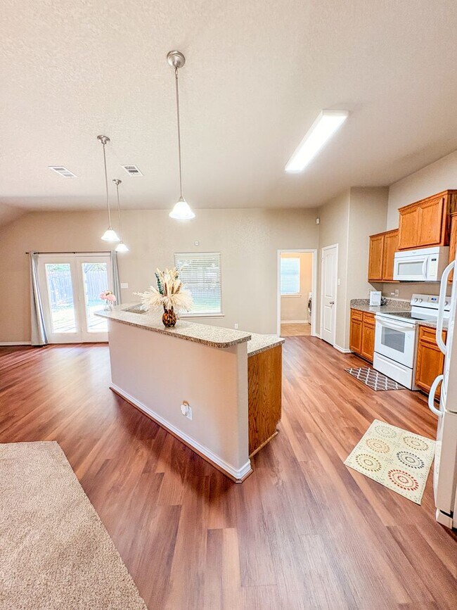 Building Photo - 2907 Montague County Dr