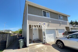 Building Photo - 4538 S Warner St