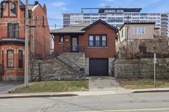 Building Photo - 129 Jackson St W