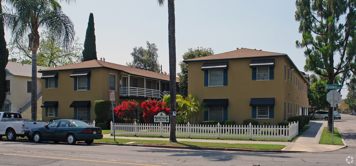 Primary Photo - Heritage Court Apartments