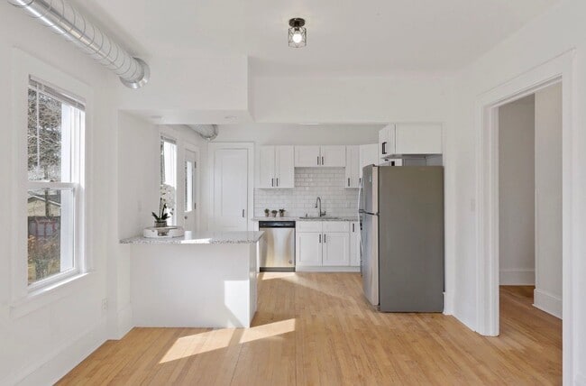 Foto del edificio - 2550 Jefferson St NE