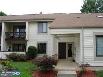 Building Photo - 12 Avon Dr