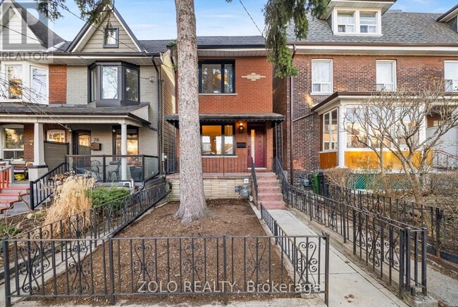 Building Photo - 82 Bellwoods Ave