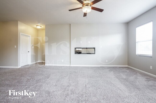 Foto del edificio - 6035 Aspen Meadow Dr