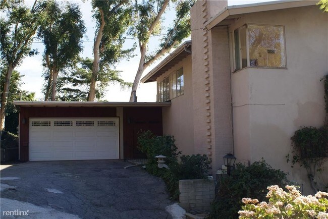 Building Photo - 3 br, 2 bath House - 1639 Woodglen Ln