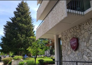 Building Photo - 200 N 3rd St