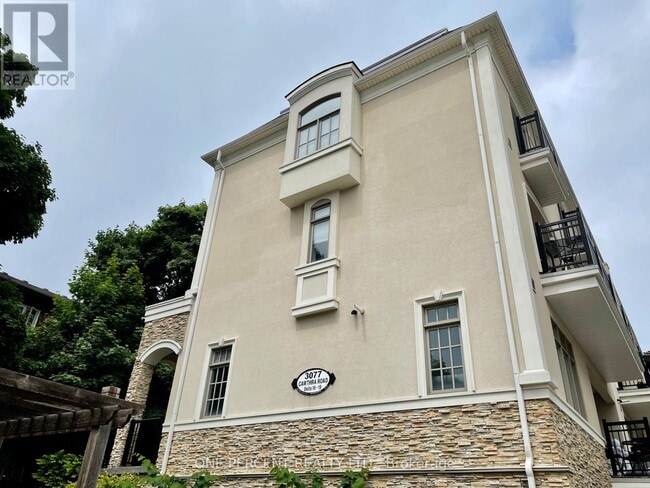 Building Photo - 3077 Cawthra Rd