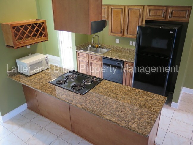 Foto del edificio - 5859 W. Deer Park Blvd.