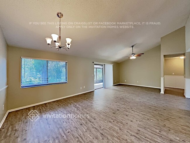 Foto del edificio - 517 Eastport Dr