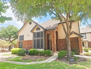 Building Photo - 408 Santa Fe Trail