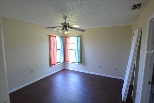 Foto del edificio - 7637 Coral Gables Dr