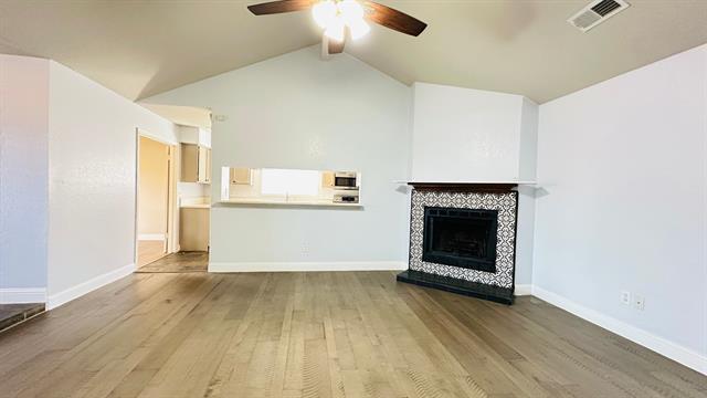 Building Photo - 813 Sandhurst Dr