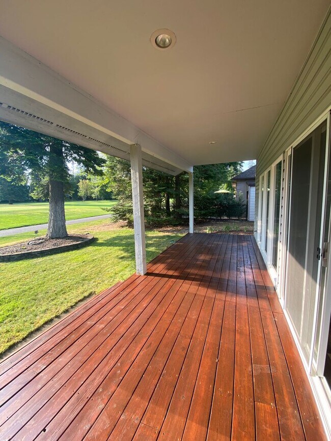 Foto del edificio - Home On Avondale Golf Course